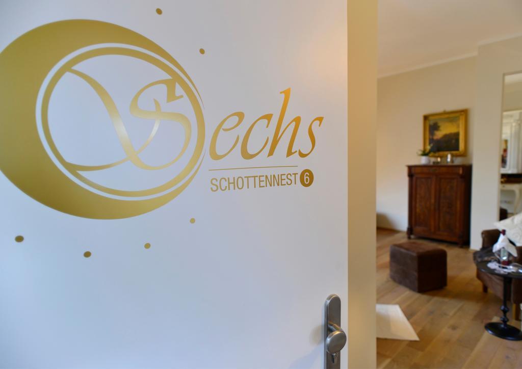 Schottennester Schlafen An Der Kraemerbruecke Erfurt Oda fotoğraf